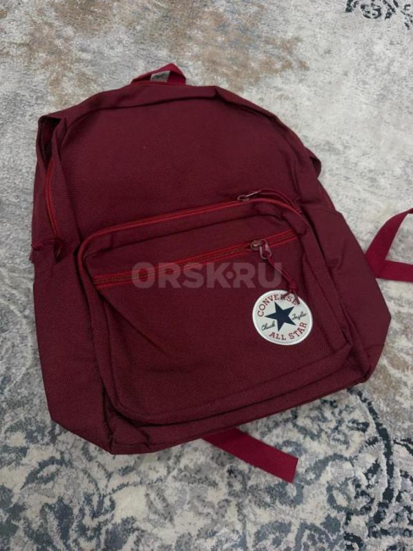 Продам новую одежду все что на фото от 500 до 800 рублей 
рюкзак 1500 оригинал - Орск