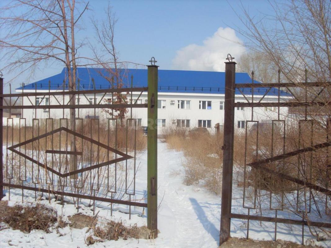 Сдам в аренду отапливаемый гараж, S-64.8 кв. - Орск