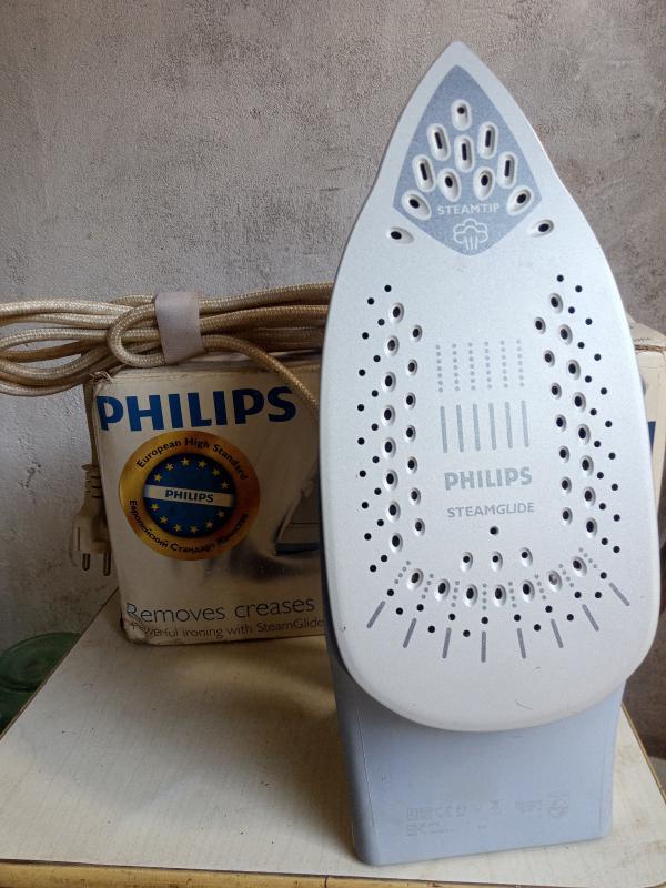 Продам утюг PHILIPS в хорошим состоянии, не КИТАЙ, пользовались мало. - Новотроицк