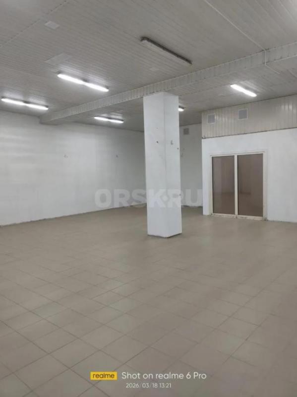 Сдам в аренду магазин, -250  кв. - Орск