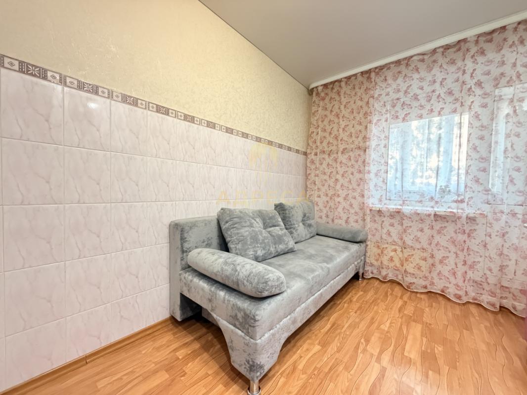Продаётся тёплая, уютная квартира с удобной планировкой, общей площадью 40,1 кв. - Оренбург