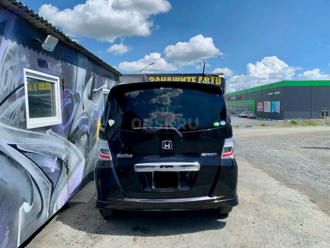 В продаже Honda Freed SPIKE (HYBRID) 2012 года выпуска. - Орск