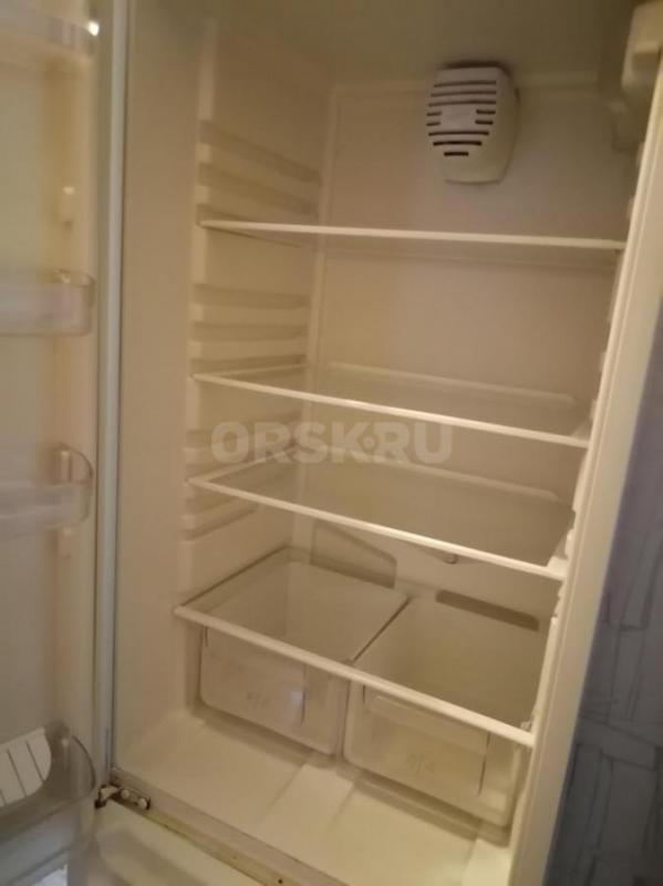 Продам холодильник Холодильник Hotpoint-Ariston HBM 1181.4 F. - Орск
