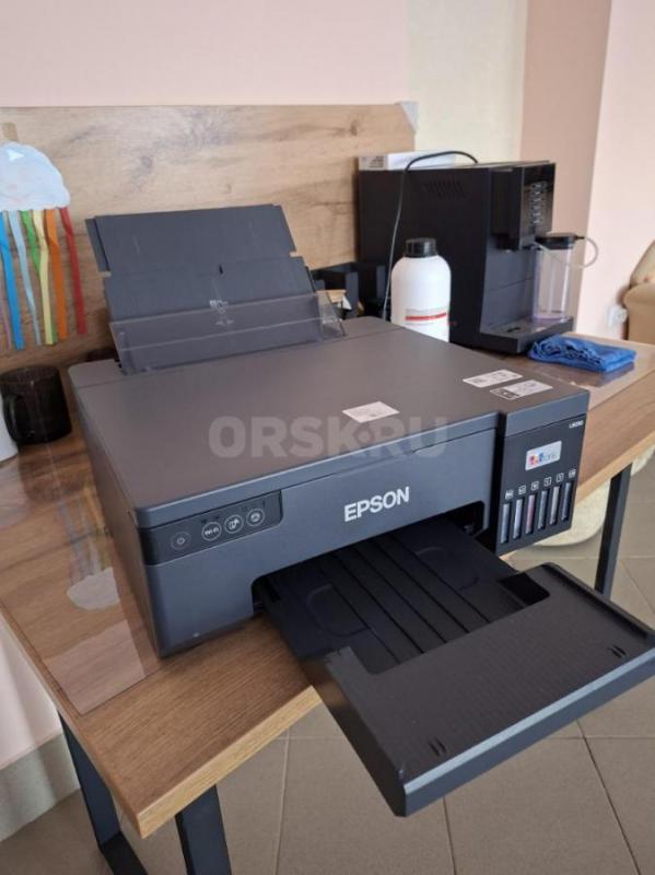 Продаю надёжный 6-цветный фотопринтер Epson L8050 с заводской СНПЧ (Очень экономичный, один раз запр - Гай