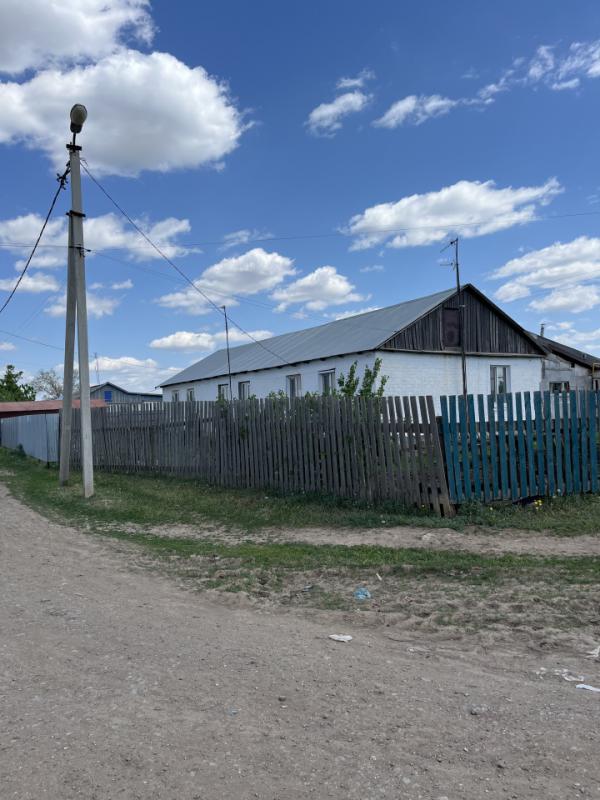 Продается дом (дом на 3 хозяина) в пос. - Паника