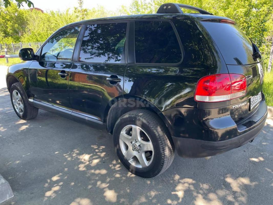 Продам  Volkswagen Touareg 2.5 дизель, автомат. - Орск