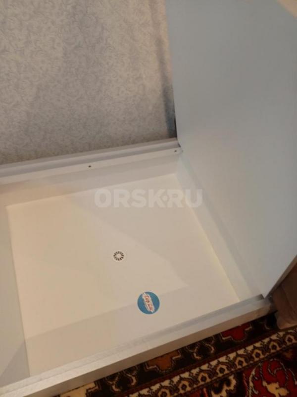 Продам диван детский раскладной, состояние нового, имеется выкатной ящик для хранения, в разложенном - Орск
