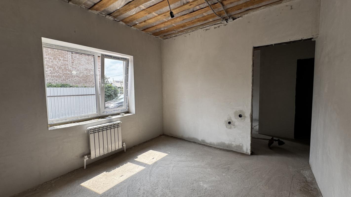 Предлагаем вашему вниманию уютный дом для круглогодичного проживания расположенный Ростоши-1 СНТ Имп - Импульс