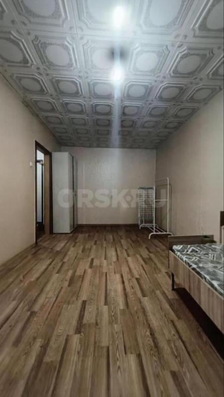 В продаже просторная, светлая, 2-х комнатная квартира, улучшенной планировки в востребованном районе - Орск
