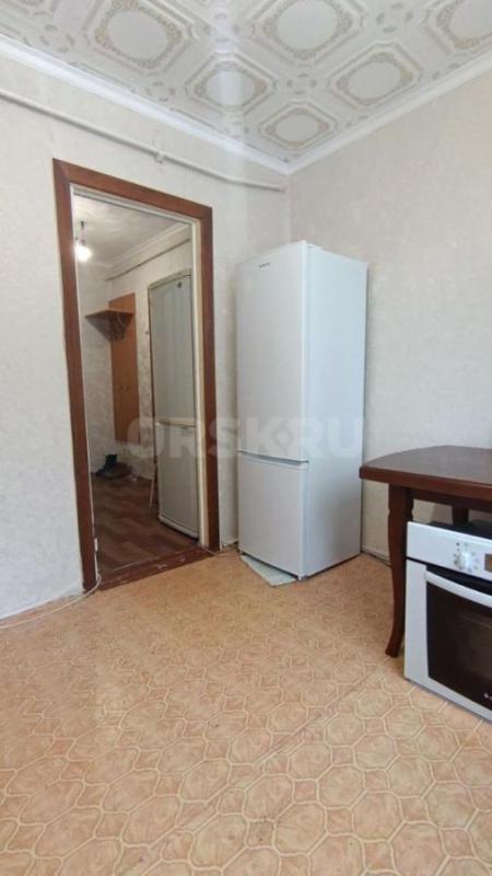 В продаже просторная, светлая, 2-х комнатная квартира, улучшенной планировки в востребованном районе - Орск