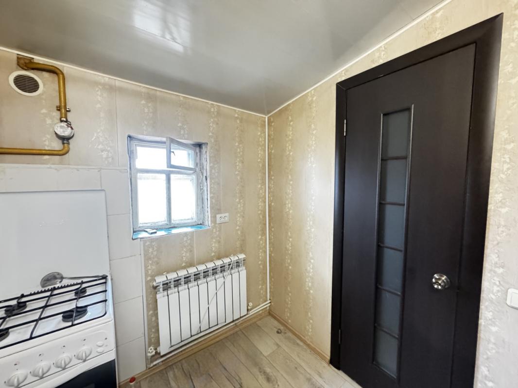 Предлагаем вашему вниманию двухкомнатную комнатную квартиру в четырех квартирном доме на земле по ад - Оренбург