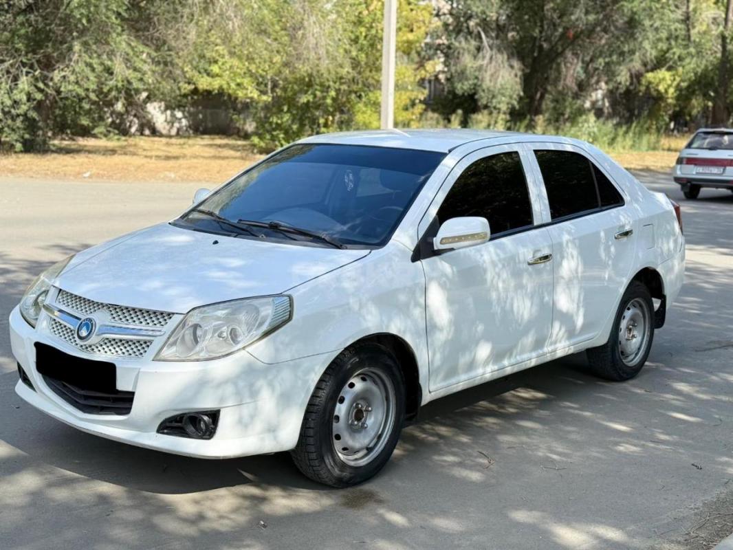 В продаже  Geely MK 2012 года 
3собственника
129.000тк. - Орск