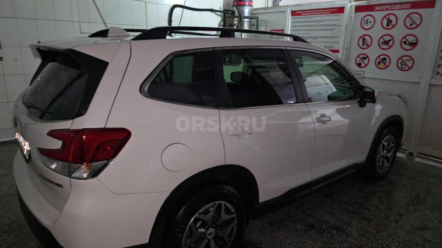 Продам Subaru Forester 2018 декабрь, один хозяин, не бита, по кузову вся целая - Орск