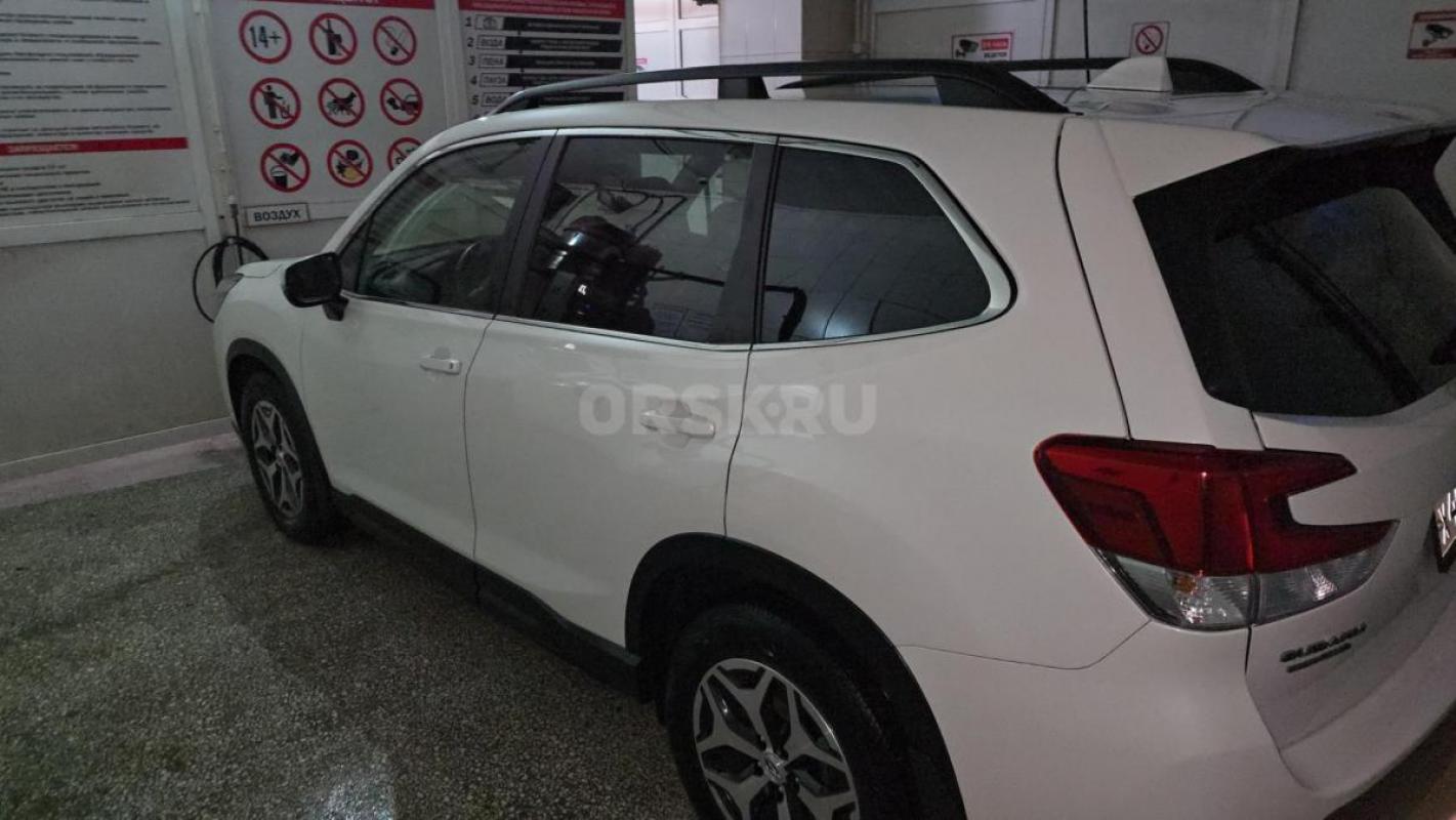 Продам Subaru Forester 2018 декабрь, один хозяин, не бита, по кузову вся целая - Орск