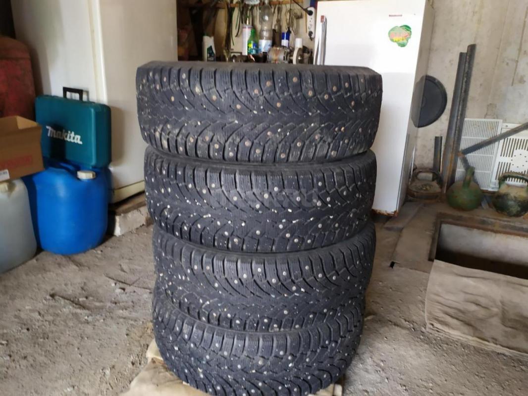 Продам зимнюю резину Formula Ice, 215/60 r16, полностью дошипованная, состояние отличное - Орск
