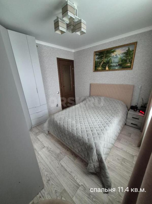 Продам 3 комнатную квартиру на 5 этаже 6 этажного дома, 6 этаж- технический, в квартире сделан ремон - Орск
