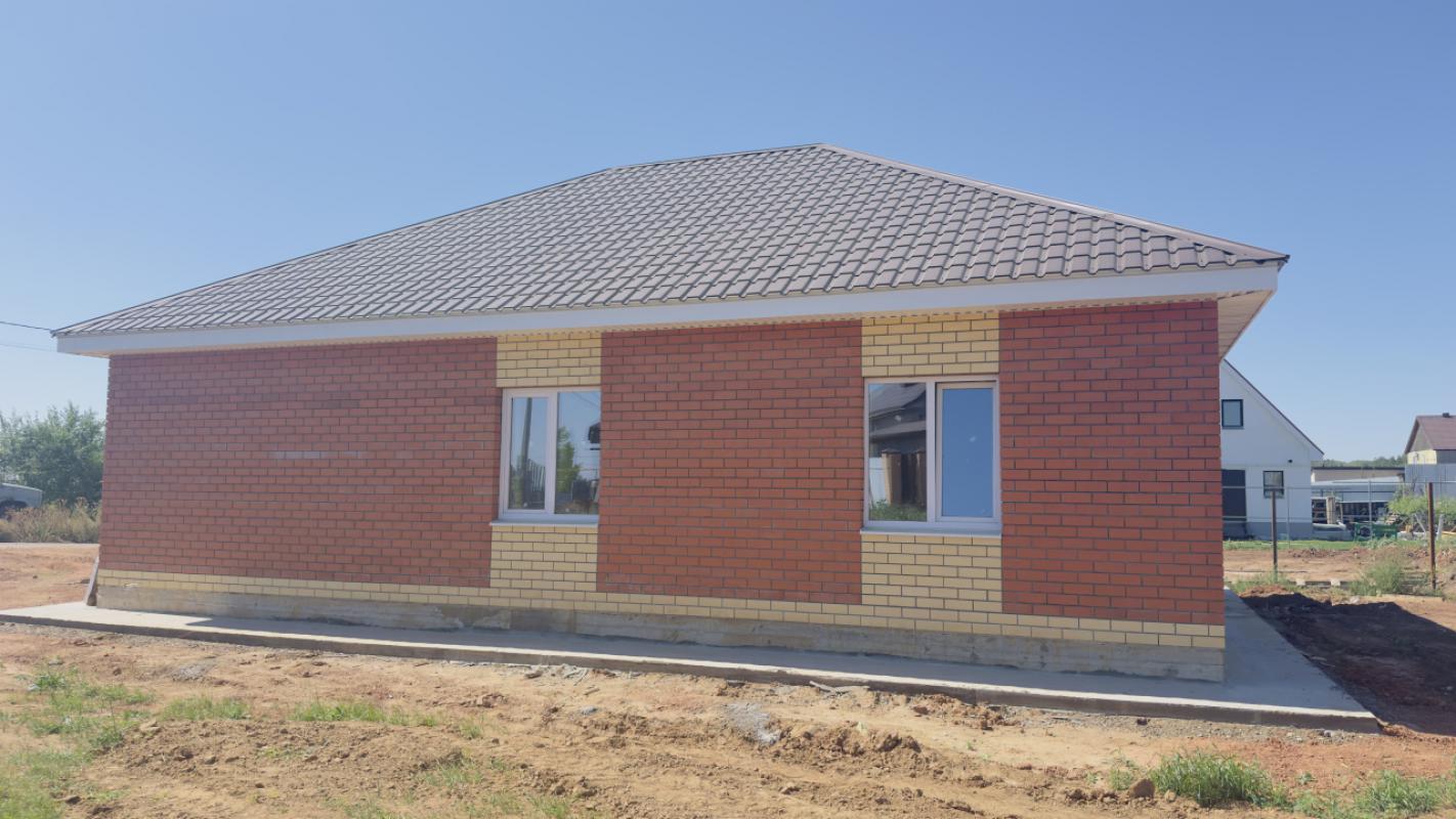🏡Нoвый киpпичный дом на асфальтированной улице с угловым участком (115 м&sup2;) в прoдаже в посе - Соловьевка