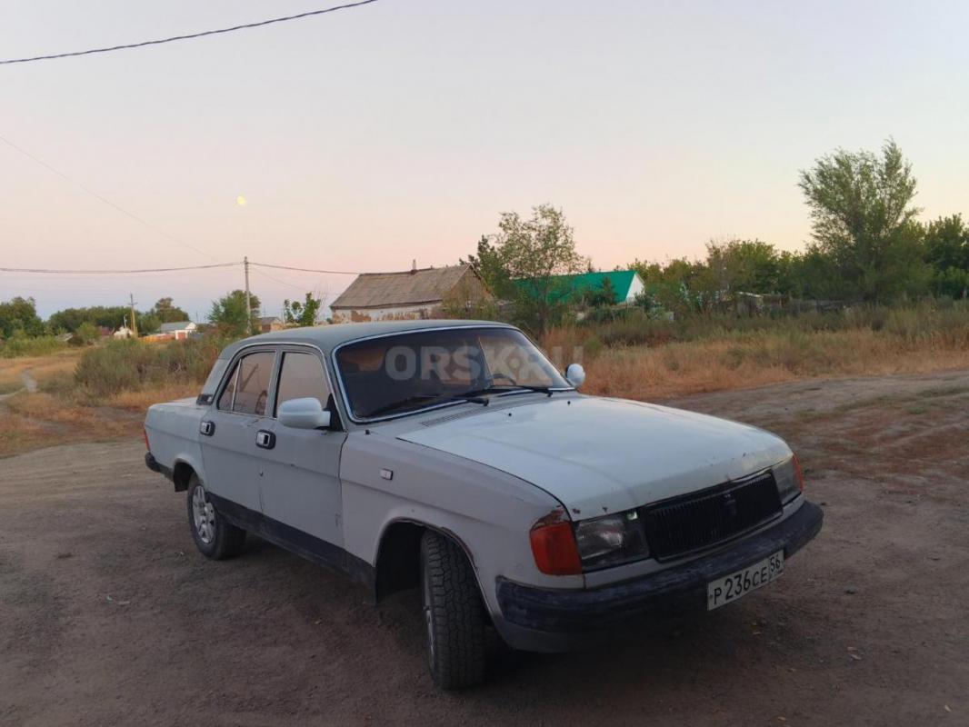 Продам Волгу 95 год, на ходу, документы в порядке, фаркоп, имеется гниль, без акб! - Орск