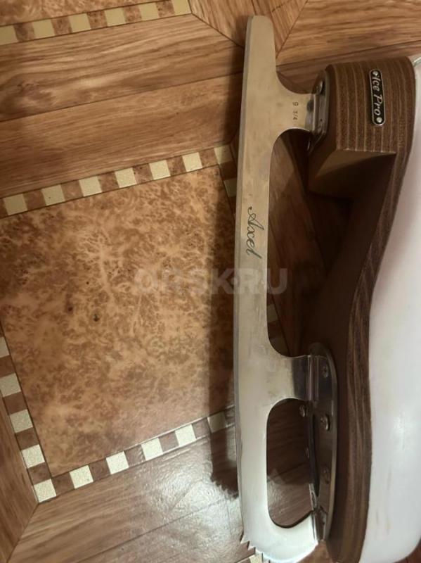 Приветствую, продам  полупрофессиональные коньки, 39 размера (258 мм) в превосходном состоянии, одна - Орск