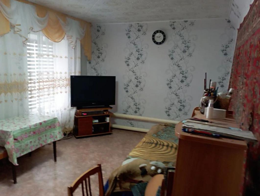 Продам финский дом по улице 1-е Мая (во время наводнения вода не доходила). - 