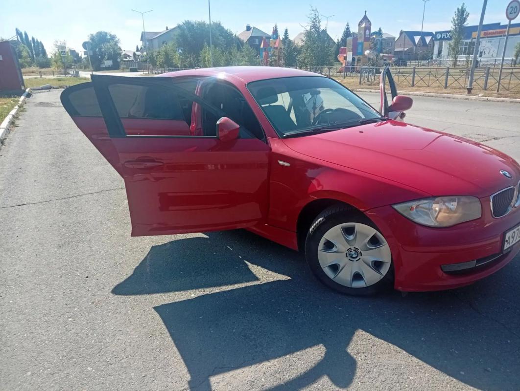 В продаже BMW 1 серии, технически исправный автомобиль, за 4 года владения ни разу не подводил, идеа - Гай