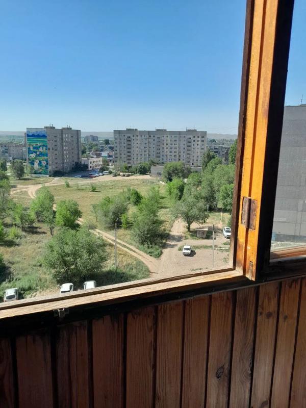 Продам 2-х комнатную квартиру улучшенной планировки на 8- м этаже в г Новотроицке по ул. - Новотроицк