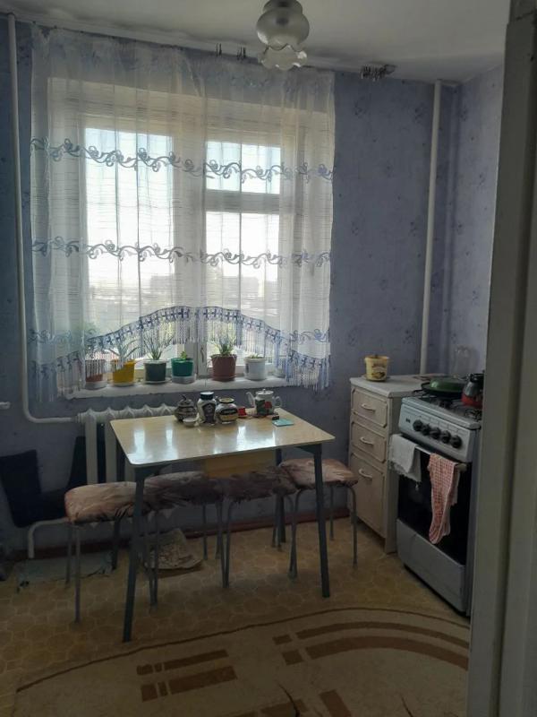 Продам 1- комнатную квартиру улучшенной планировки на 6- м этаже в г Новотроицке по ул. - Новотроицк
