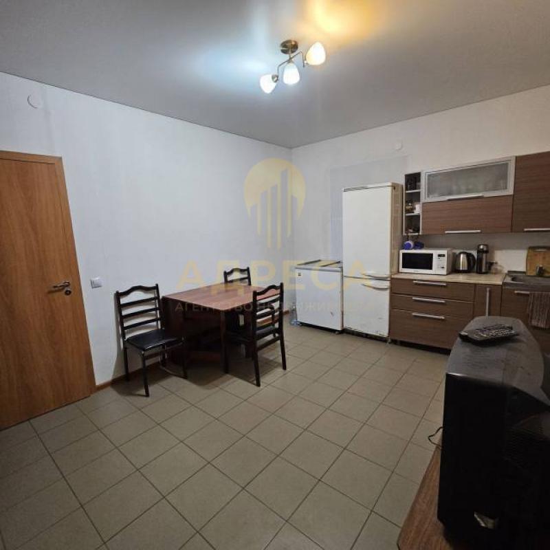 Продам капитальное отапливаемое здание площадью 190,2 м2 на ул. - Оренбург
