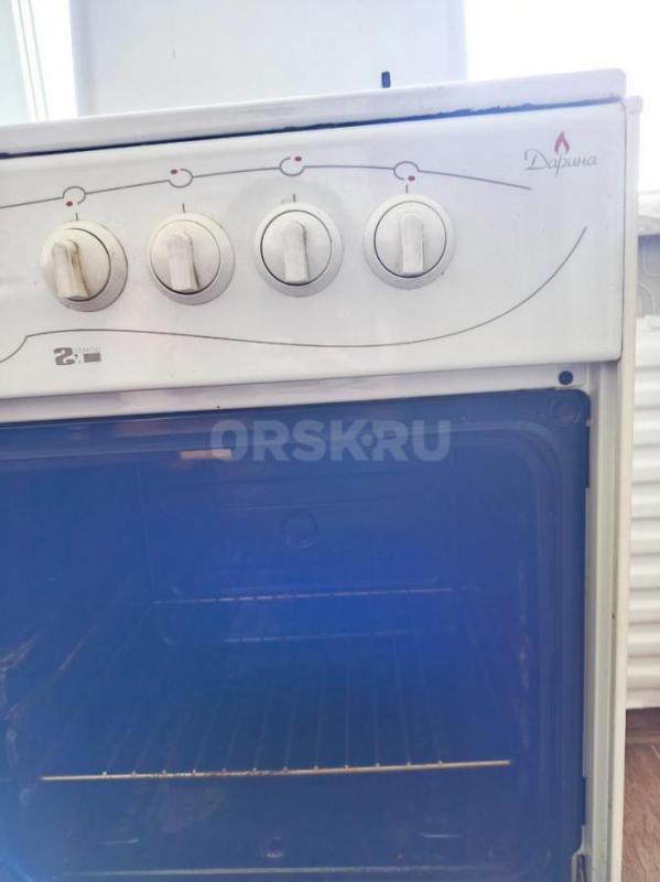 Продам газовую плиту в хорошем рабочем состоянии "Дарина". - Орск