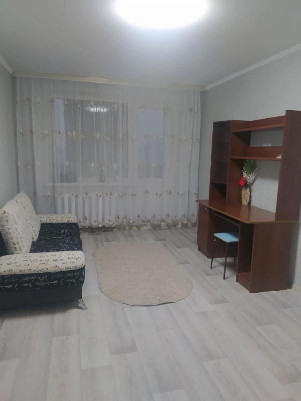 Сдаётся , 1 комнатная квартира , по адресу : Новотроицк , Советская 121 , первая линия , все в шагов - Новотроицк