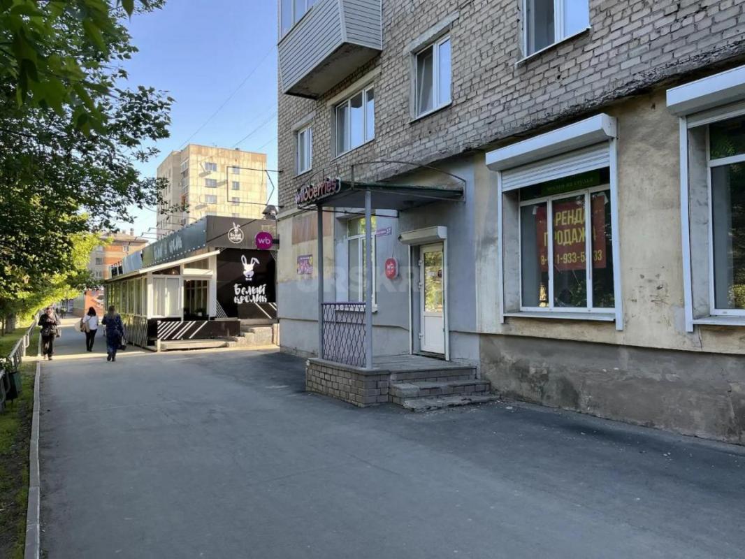 Сдам часть помещения площадью 45 кв. - Орск