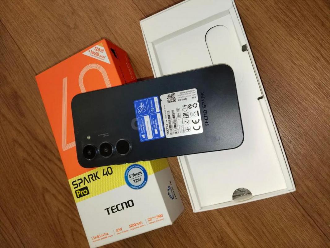 Телефон Tekno spark 40 pro,на 128гб. - Орск