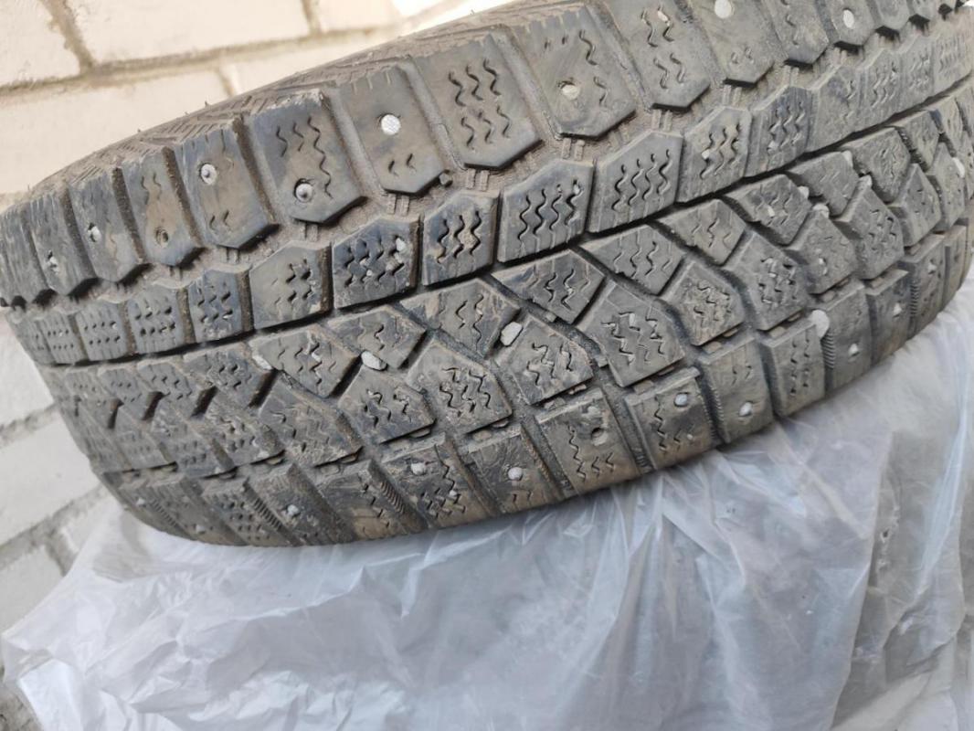 R15 состояние на фото цена за 4шт
Возможен торг, только по причине. - Орск