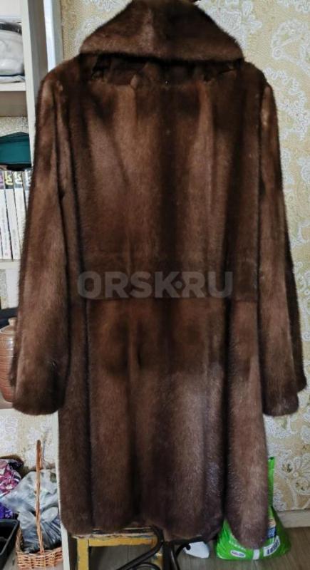 Продам женскую норковую шубу 54-56 размер, б/у - Орск