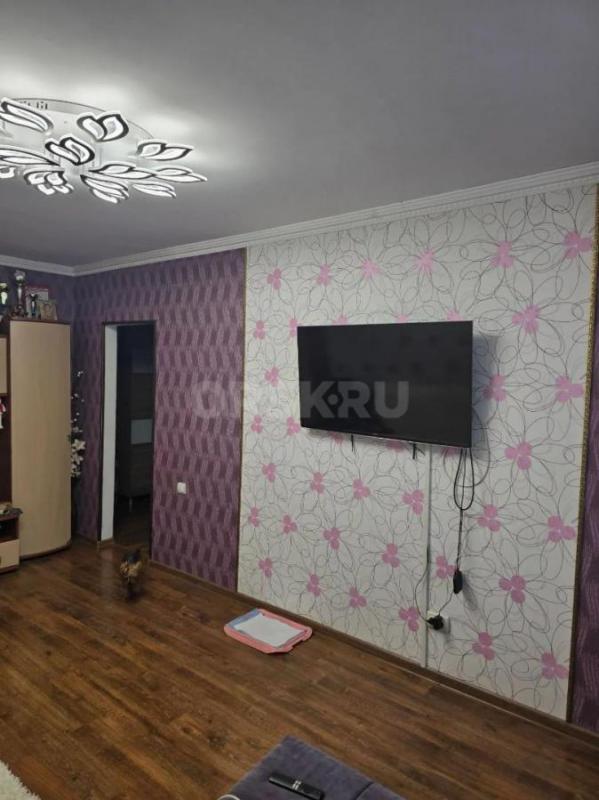 Продам 3х кв улучшенной планировки(Оставляем новым владельцам :очистительная система воды,2 кондицио - Орск