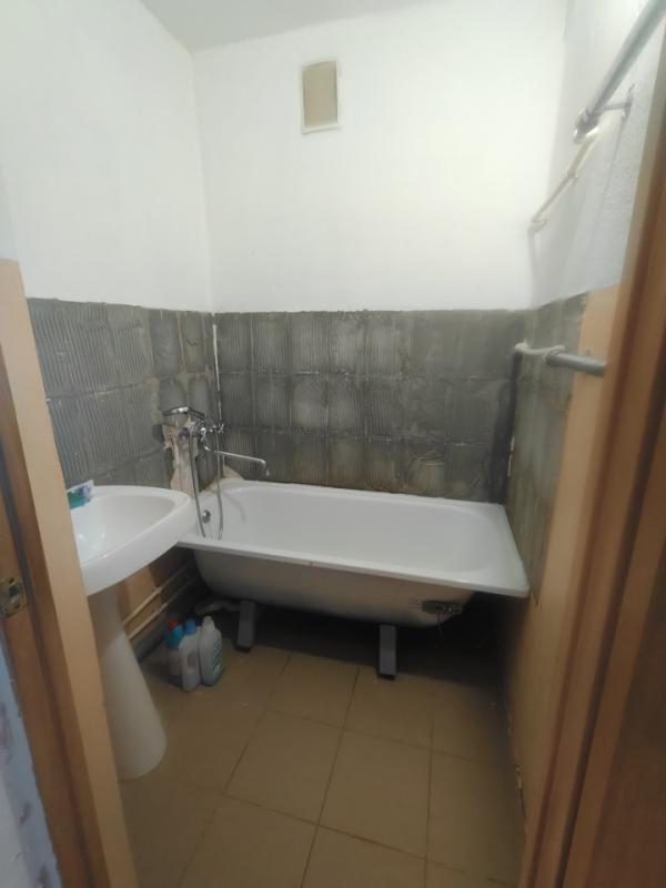 Продам 2-к квартиру по ул. - Орск