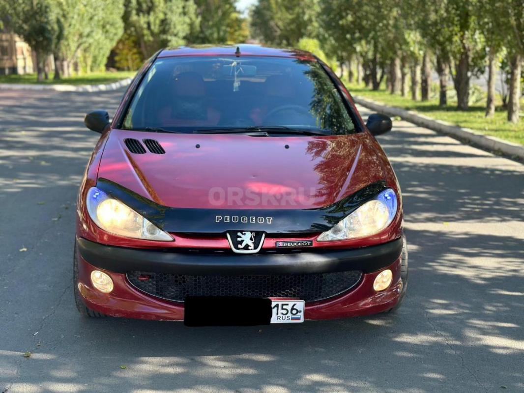 Продам надежный Peugeot 206 (2008 год)
 экономичный, живой  авто

⦁ Техническое состояние: Двигат - Орск