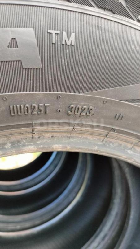 Комплект нешипованных зимних шин от PIRELLI Formula Ace FR 195/65 R15 в отличном состоянии, без каки - Орск