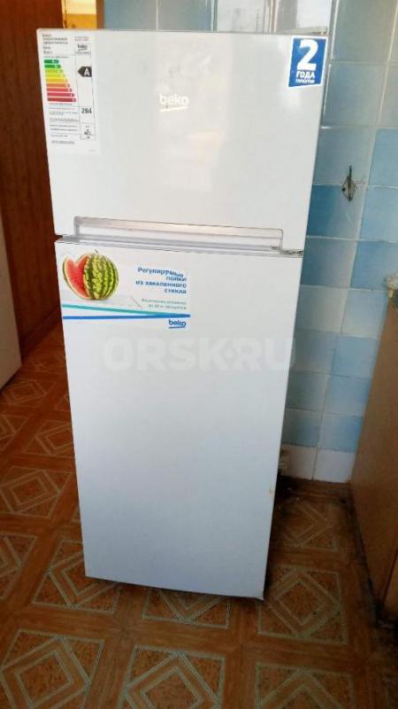 Продам холодильник-морозильник " beko" в связи с продажей квартиры.  6 лет . - Орск