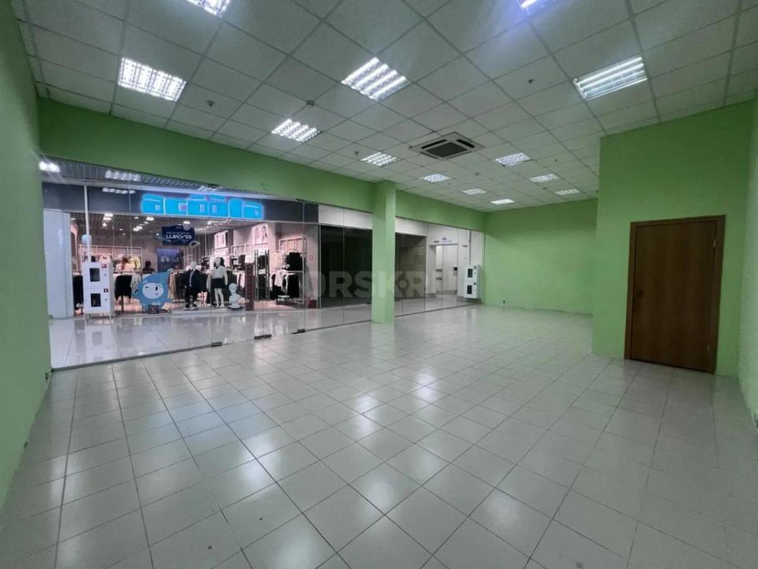 дается в аренду коммерческое помещение на 2м этаже площадью 70 кв. - Орск