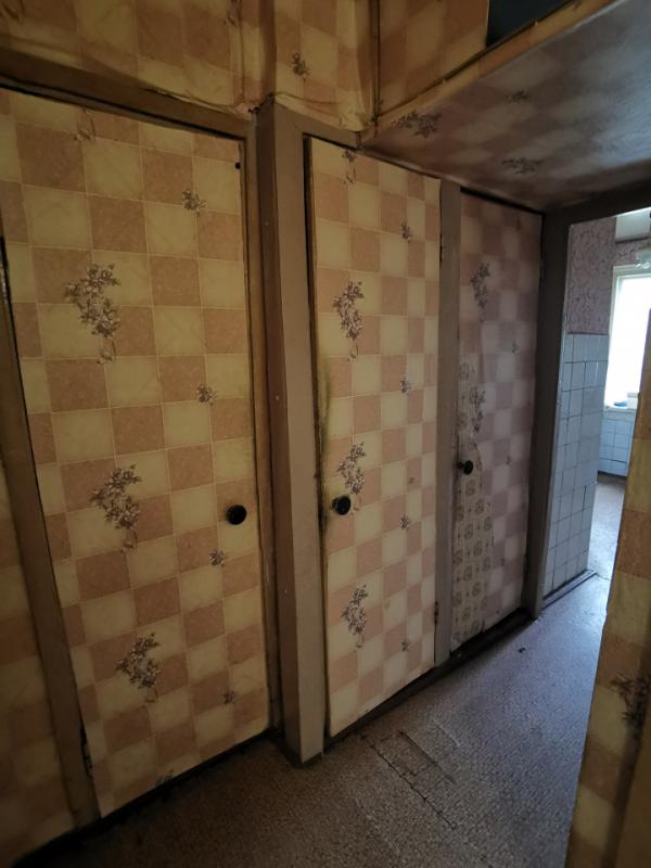 Продам 4 комн. - Орск