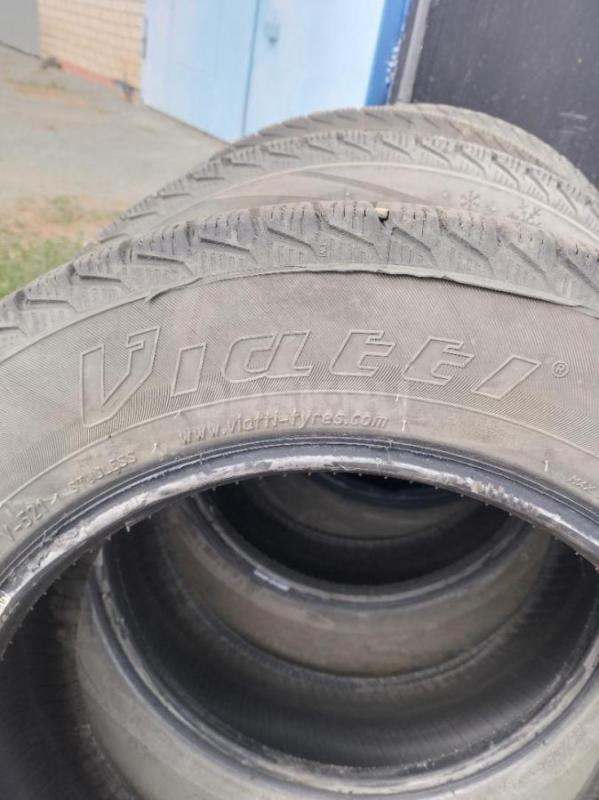 Зимняя резина, липучка. 175,60,15. - Орск