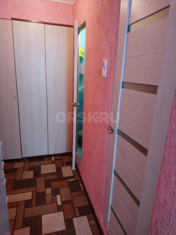 Продам 2х-комнатную квартиру улучшенной планировки по улице Олимпийская в 9-ти этажном доме на 6 эта - Орск