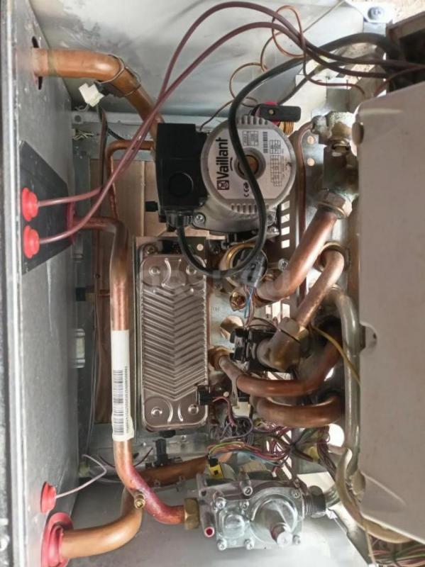 Газовый котел б/у Vaillant turboTEC plus VUW INT 282/3-5 . - Новоорск
