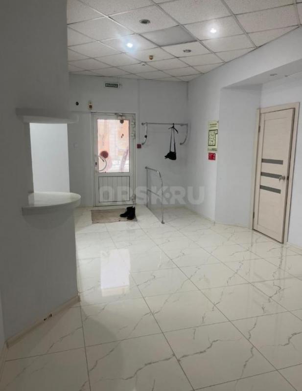 Сдается в аренду кабинет 9м. - Орск