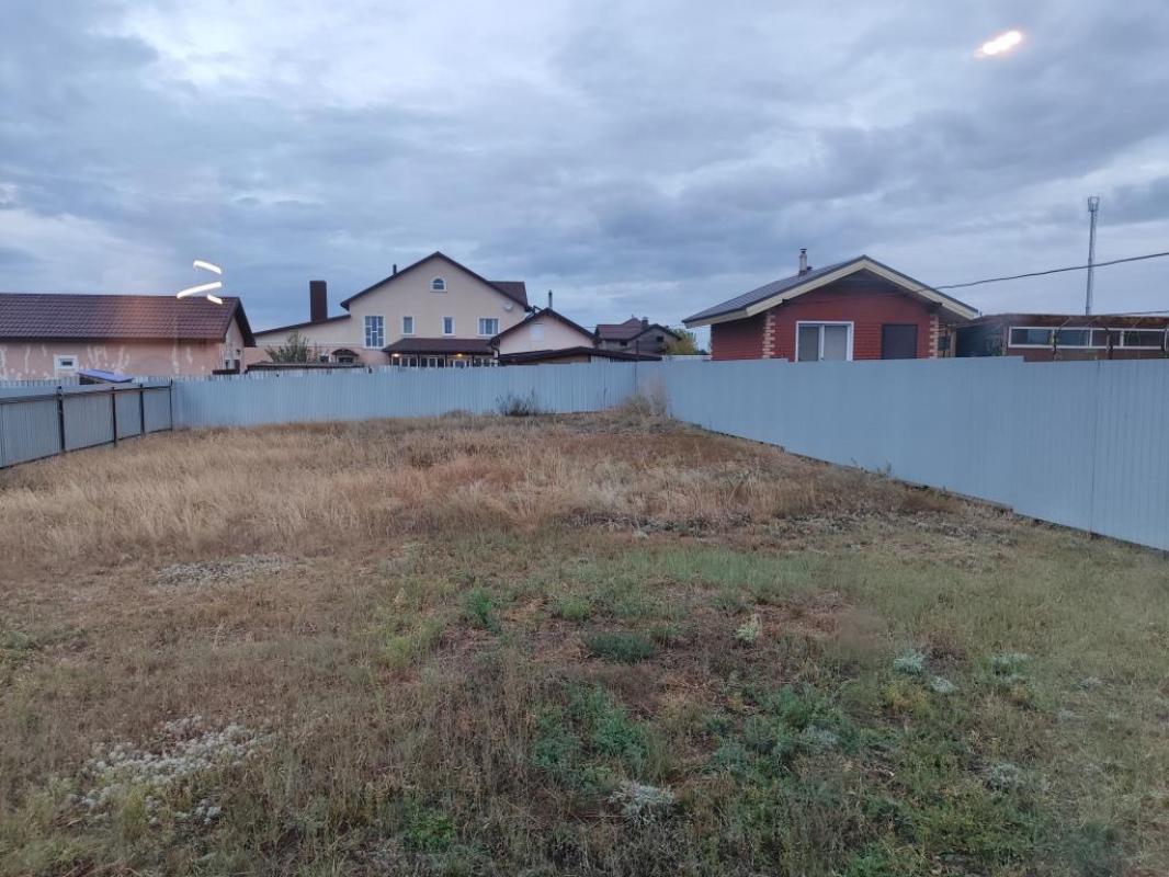 Продам новый ШИКАРНЫЙ ДОМ из евро блока и обложен кирпичом в п. - Чкалов