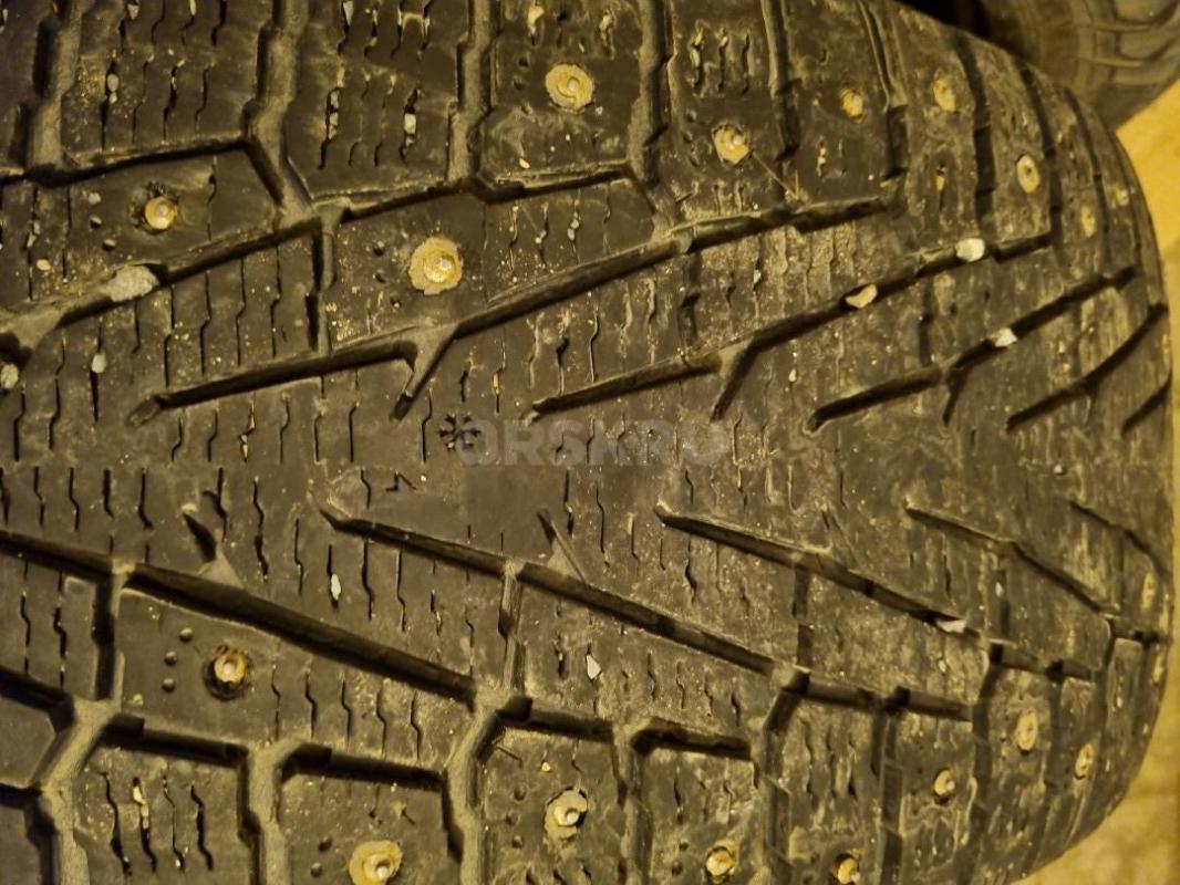 Nokian Tyres Hakkapeliitta 7  245/55R19
Шипы все (дошиповка+родные)
Не горбатые , не спускают
Ест - Орск