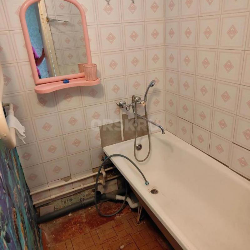 Продам 3-х комнатную квартиру пос. - Орск