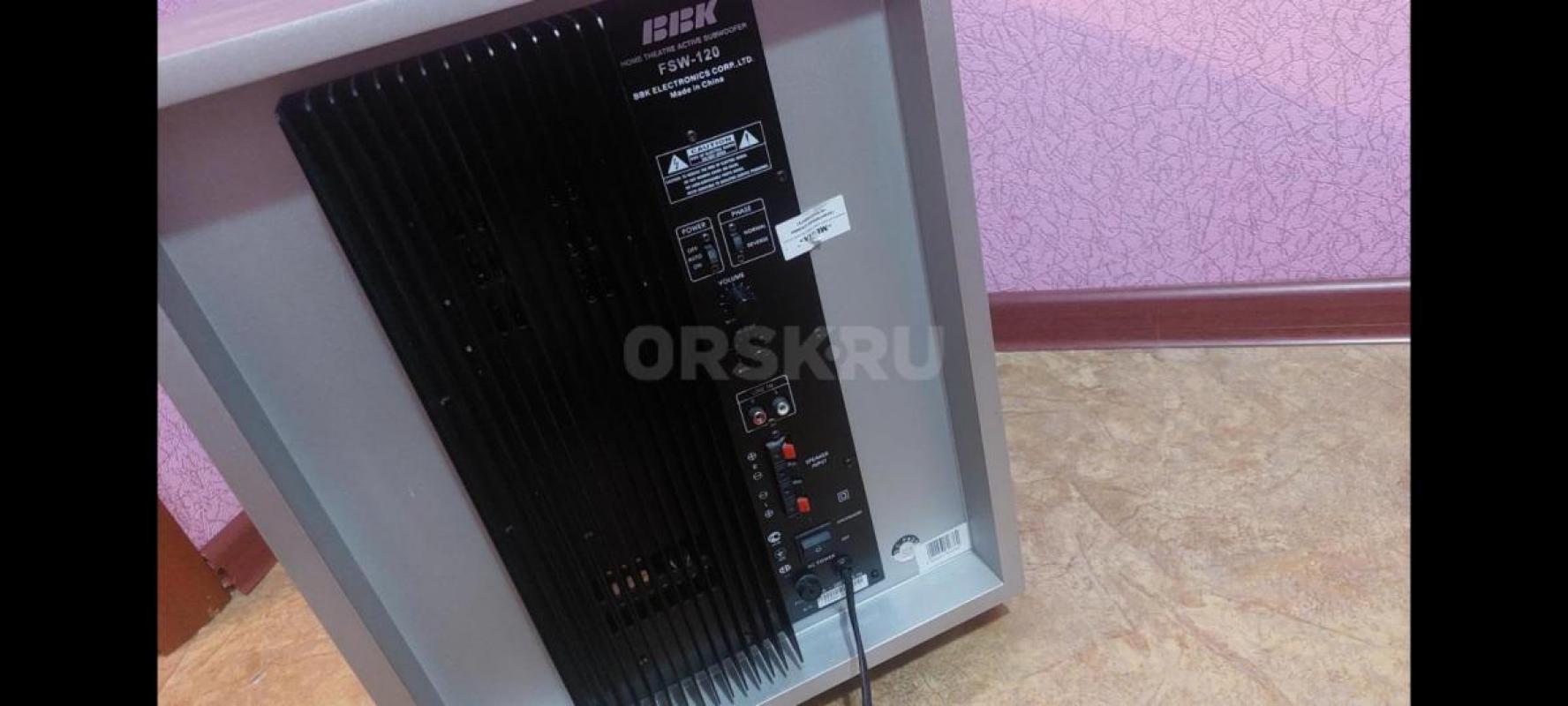 Продам сабвуфер BBK FSW-120 в отличном рабочем состоянии с большим бассовиком. - Орск