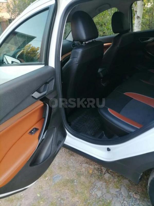 Продам Лада Веста кросс конец 2024г в, 1 хозяин, пробег 25000, состояние нового авто. - Гай